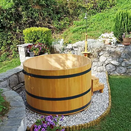 Tourist Farm Lojtrnik * Senožeče